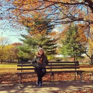 Meet your Posher, Ana